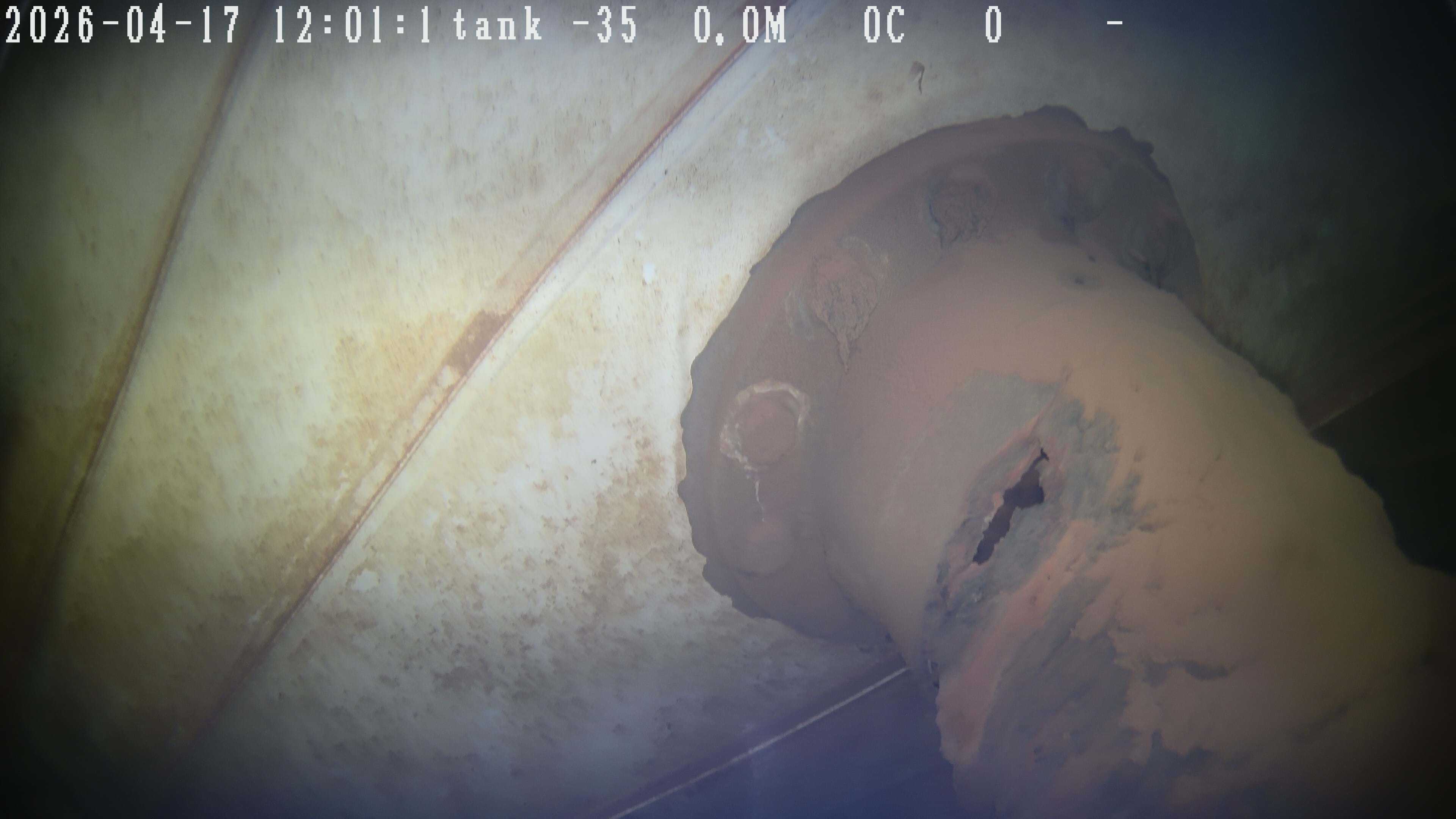 damaged-tank-outlet-fittings